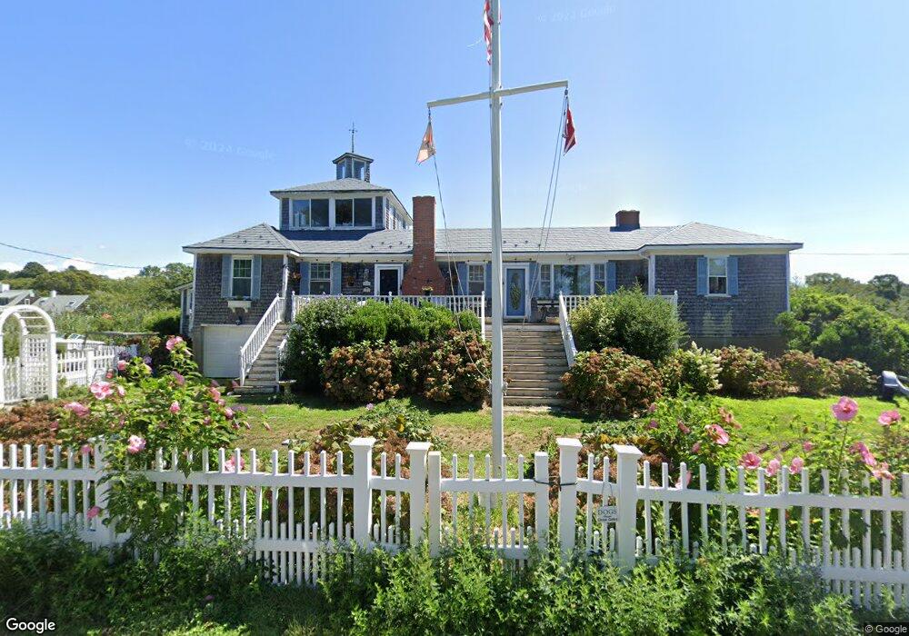 37 Gardiner Rd, Woods Hole, MA 02543 - photo 1