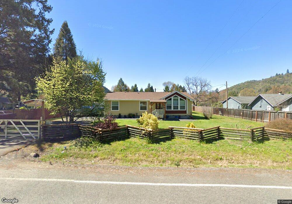 254 Whispering Pines Ln, Grants Pass, OR 97527 - photo 1