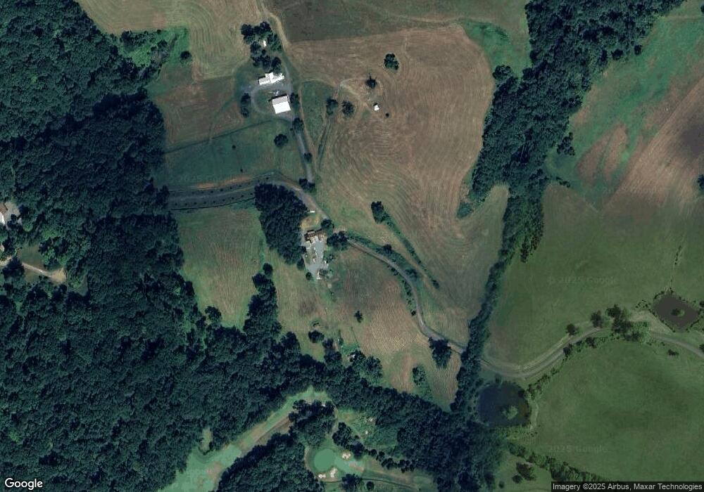 8605 Canterbury Dr, Warrenton, VA 20186 - photo 1