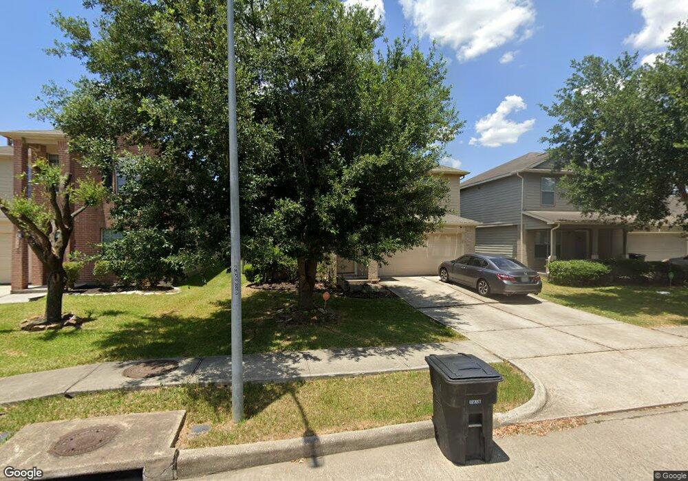 9319 Garfield Park Ln, Houston, TX 77075 - photo 1