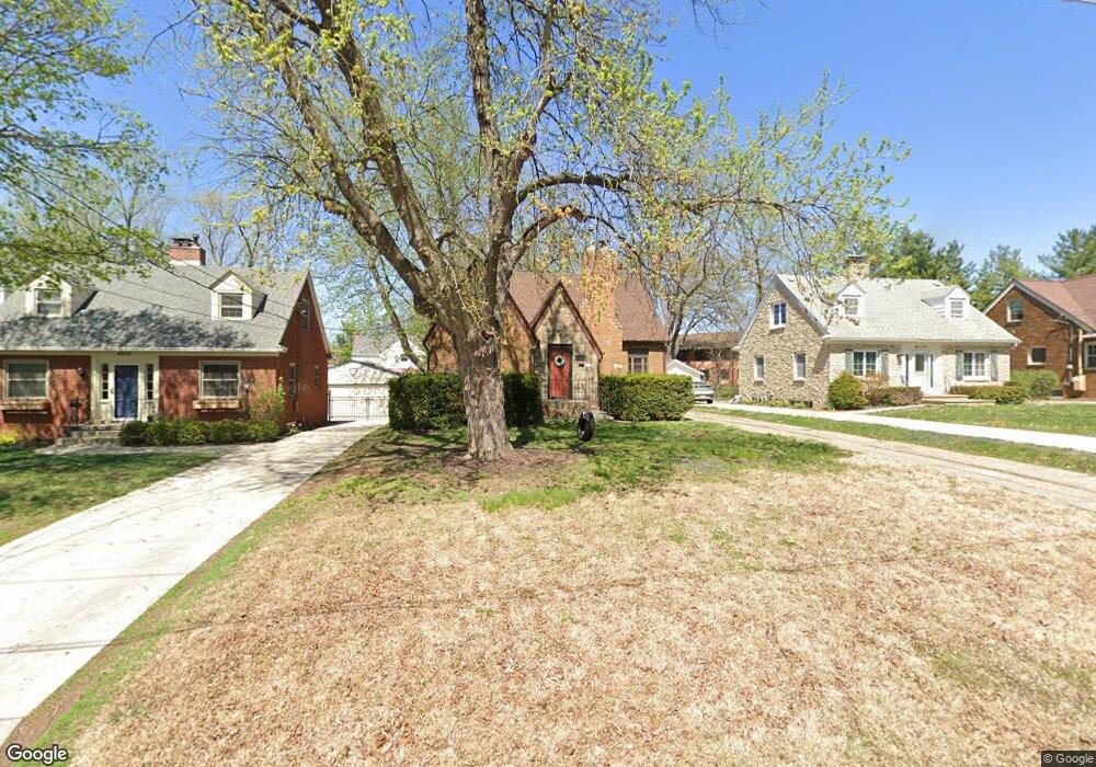 4211 Allison Ave, Des Moines, IA 50310 - photo 1