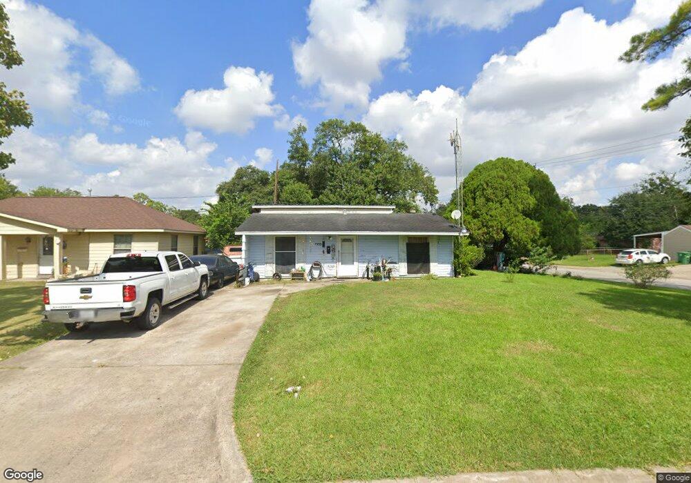 7355 Brockley Ln, Houston, TX 77087 - photo 1