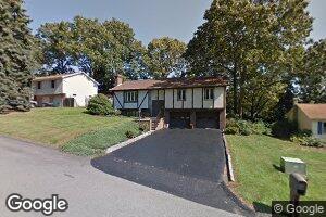 705 Bogar Dr, Selinsgrove, PA 17870