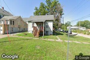 619 13th St, Moline, IL 61265