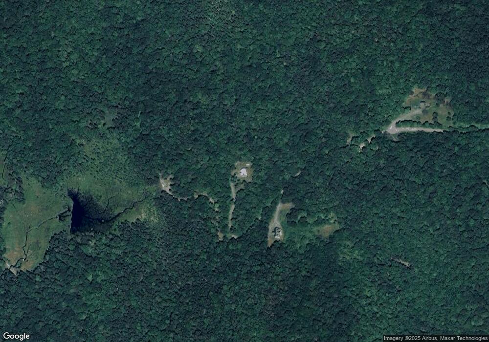 904 Case Ln, Readsboro, VT 05350 - photo 1