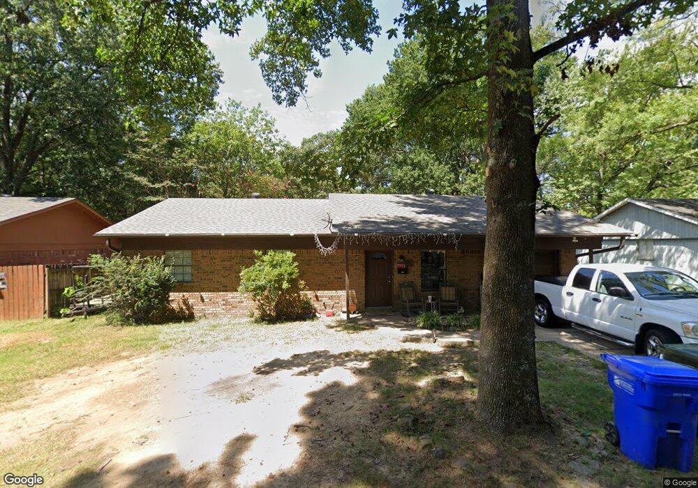 1499 Manor St, Conway, AR 72034 - photo 1