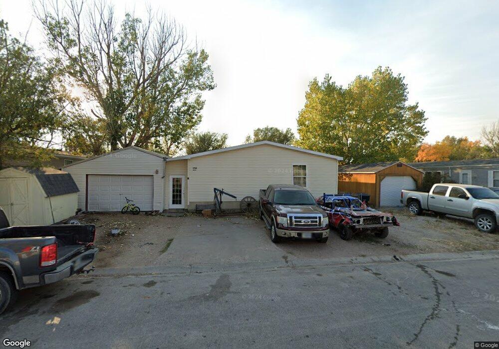 2700 Cheryl Ave, Gillette, WY 82718 - photo 1