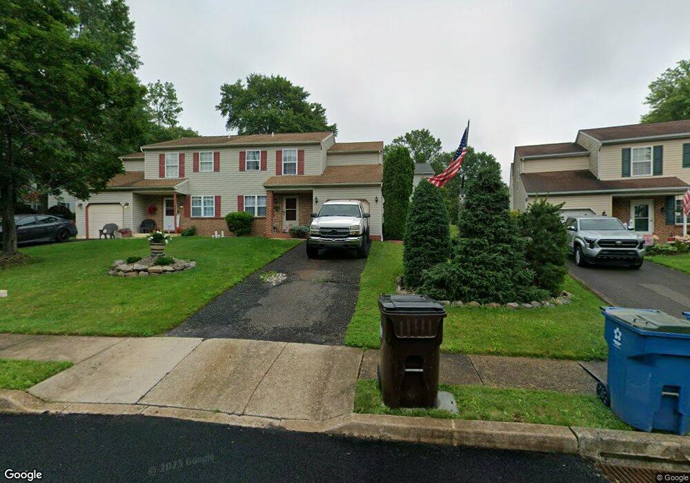 917 Pine Ct, Perkasie, PA 18944 - photo 1