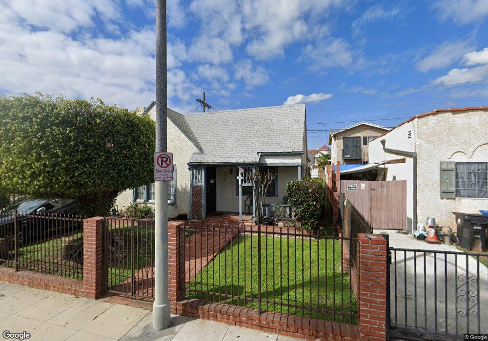 2123 Vineyard Ave, Los Angeles, CA 90016 - photo 1