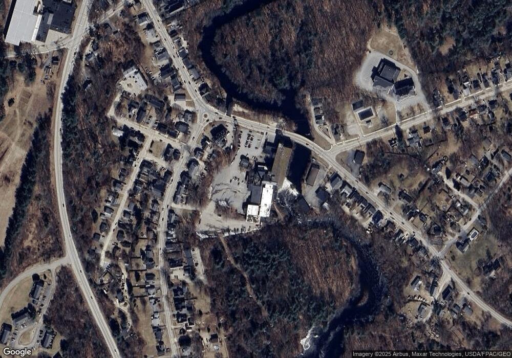 73 Pickering Rd unit 102, Rochester, NH 03839 - photo 1