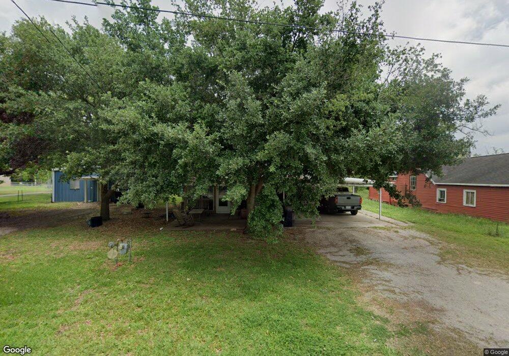 104 W Camp St, Brazoria, TX 77422 - photo 1