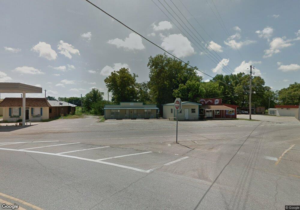 210 S Third, Colbert, OK 74733 - photo 1