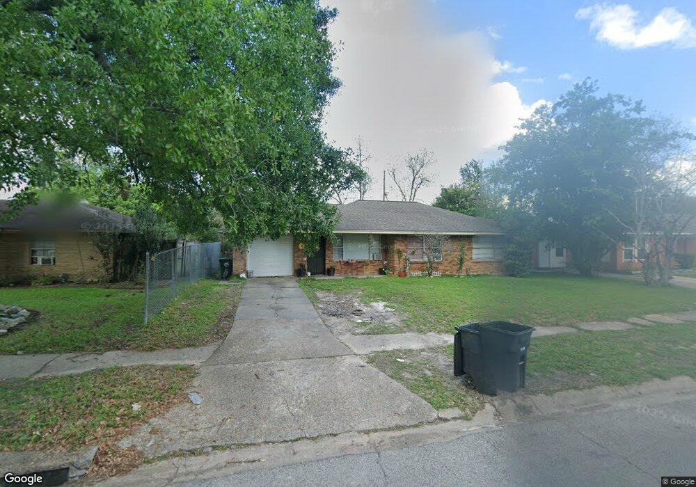 147 E Janisch Rd, Houston, TX 77022 - photo 1