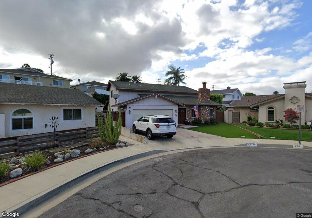 748 Yucca St, El Segundo, CA 90245 - photo 1