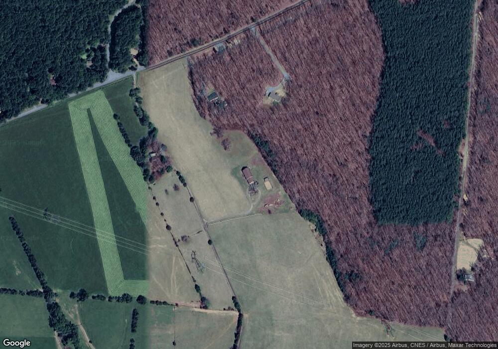 656 Ruritan Lake Rd, Scottsville, VA 24590 - photo 1