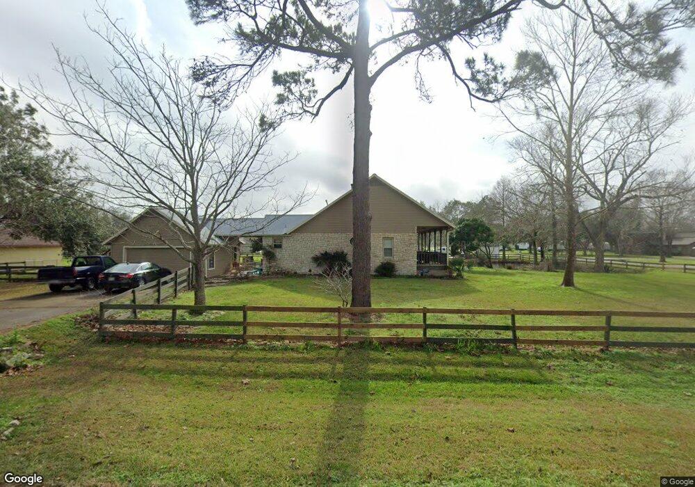 5101 W Zephyr Dr, Alvin, TX 77511 - photo 1