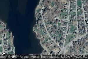 20 Chestnut St, Vinalhaven, ME 04863