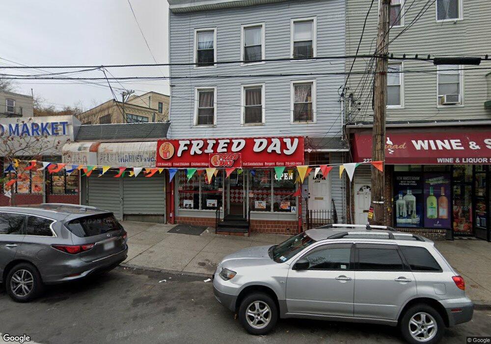 229 Broad St unit 1, Staten Island, NY 10304 - photo 1