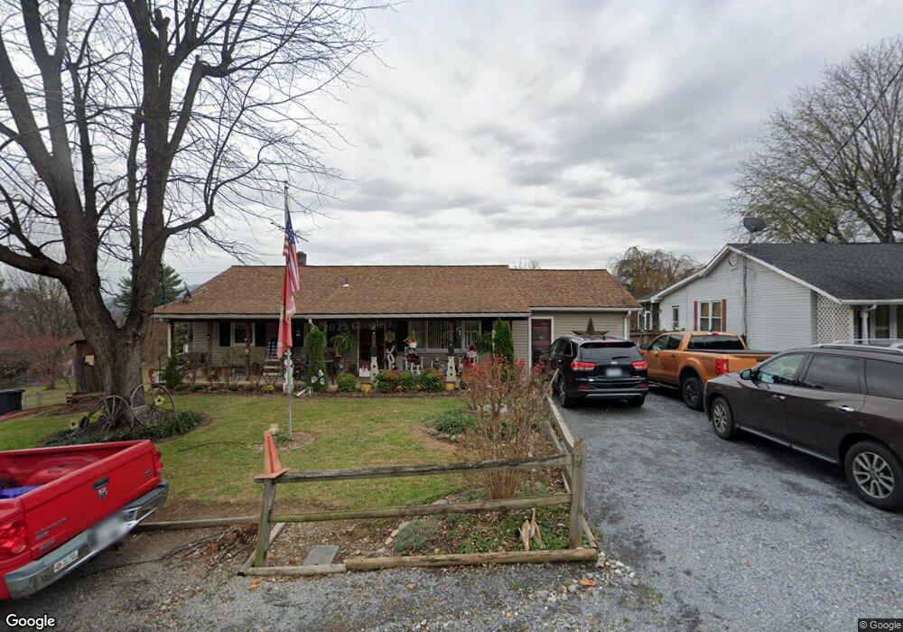 215 Cheney Ave, Harpers Ferry, WV 25425 - photo 1