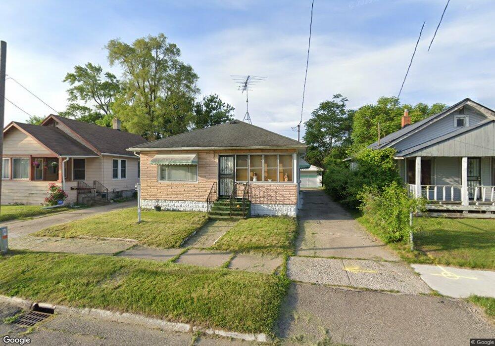 750 E Ruth Ave, Flint, MI 48505 - photo 1