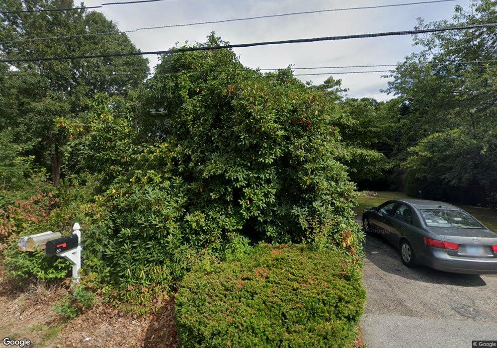 61 Pomfret Rd, Narragansett, RI 02882 - photo 1