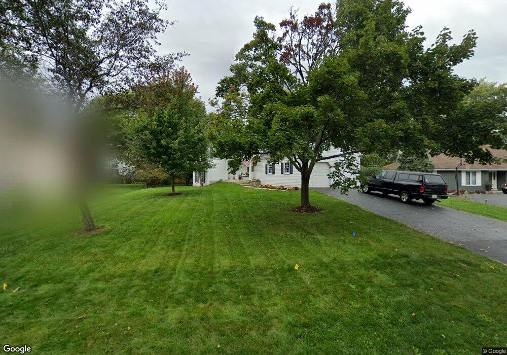 1023 Willow Ln, Batavia, IL 60510 - photo 1