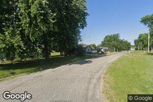 209 W Shirley St, Raymond, IL 62560