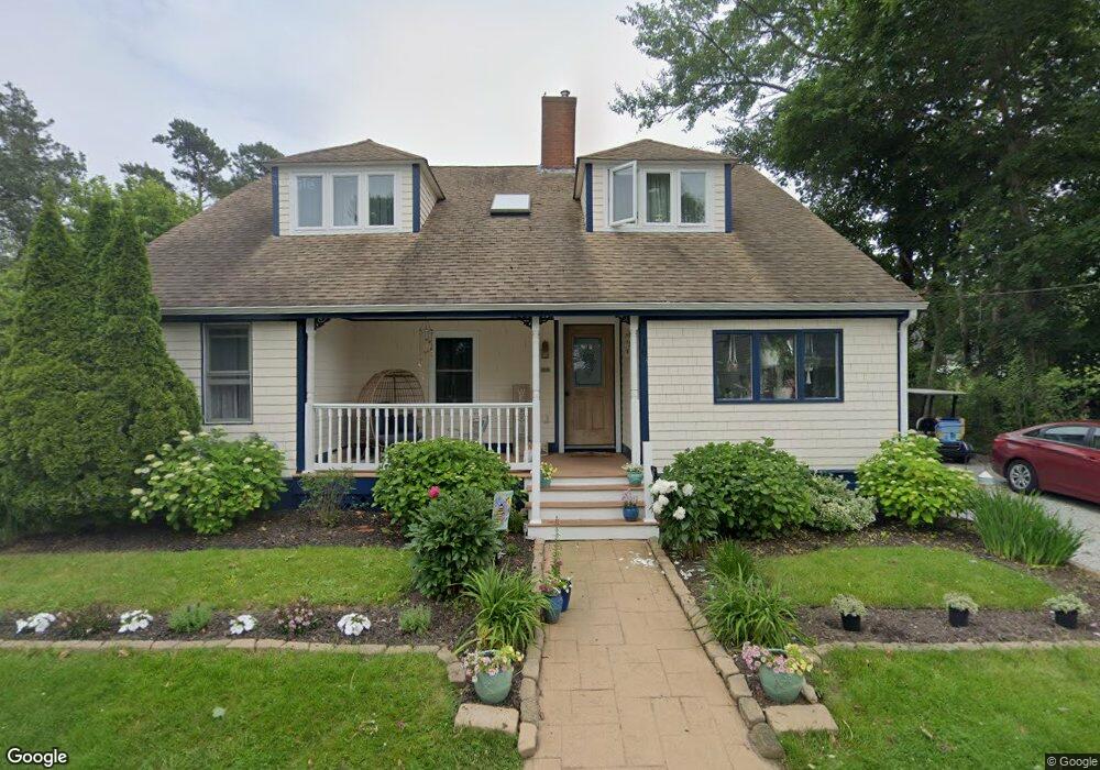 18 Mason St, Buzzards Bay, MA 02532 - photo 1