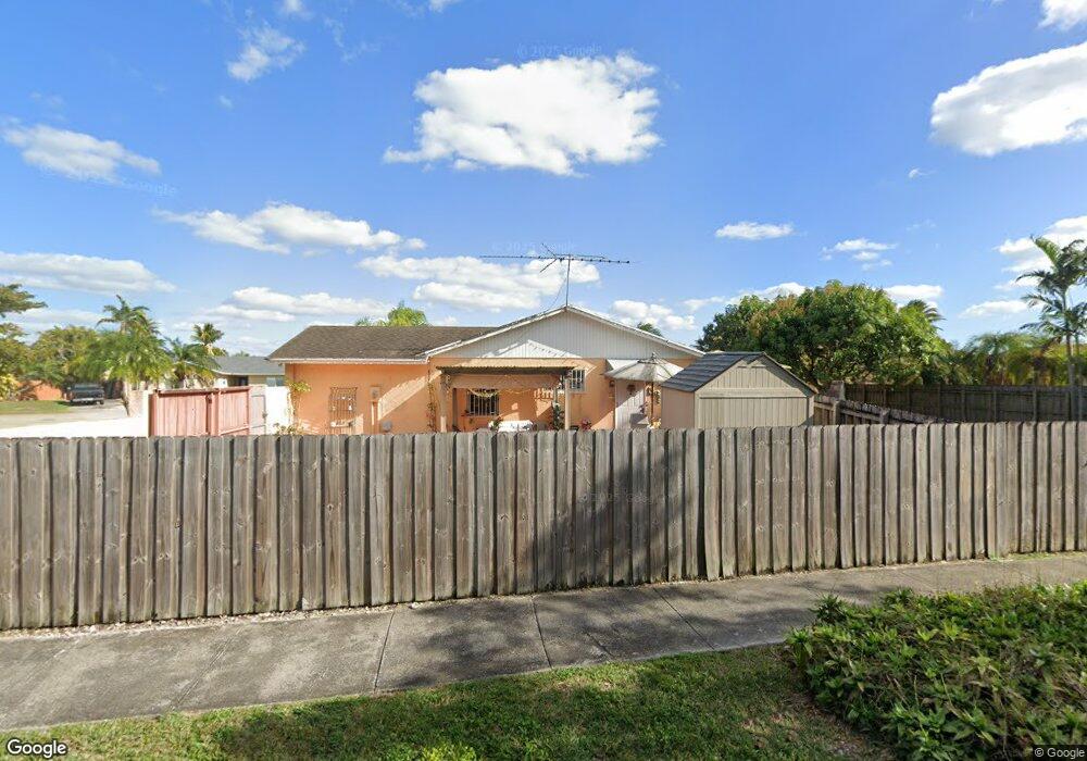 15060 SW 68th Terrace, Miami, FL 33193 - photo 1