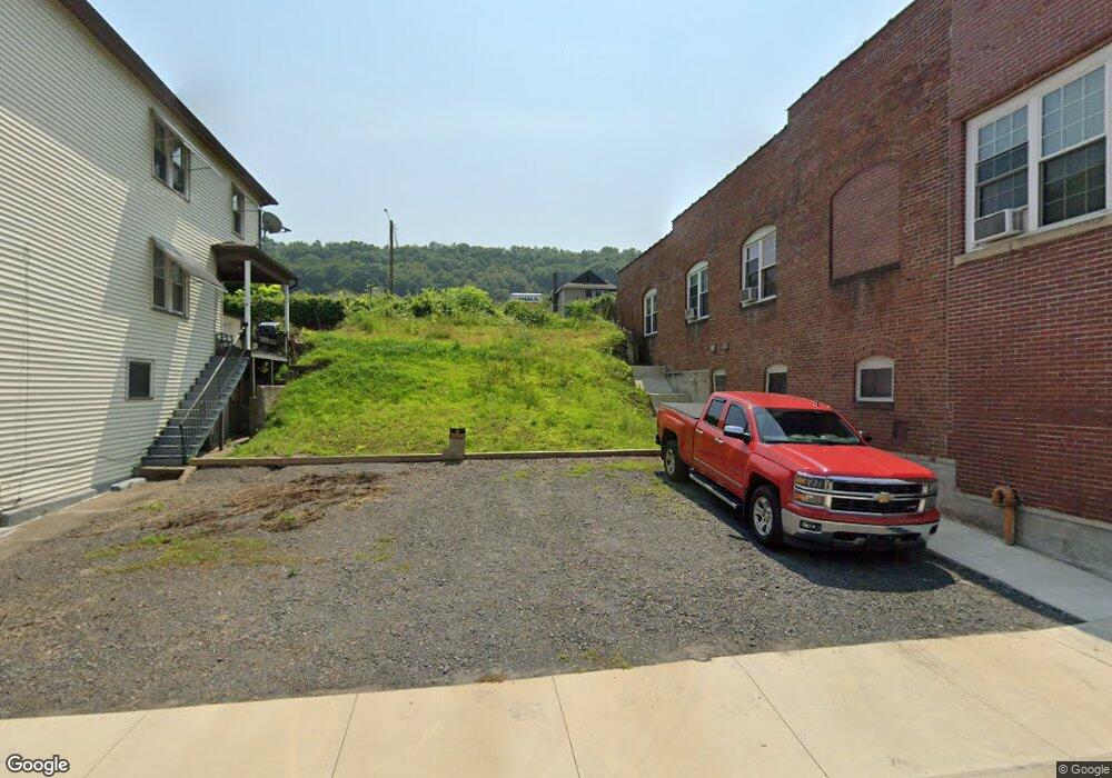 93 W Main St, Glen Lyon, PA 18617 - photo 1