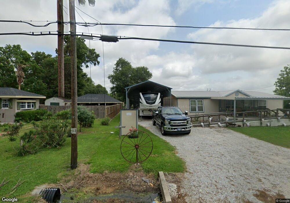 421 Beaugh Rd, Lake Charles, LA 70607 - photo 1