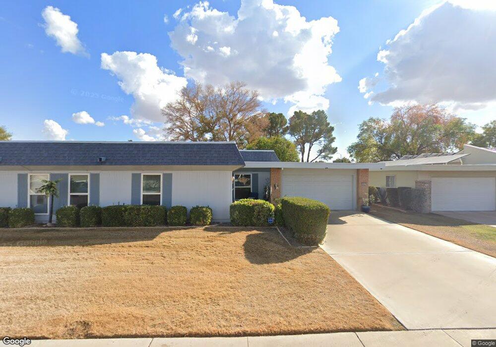 10257 W Highwood Ln, Sun City, AZ 85373 - photo 1