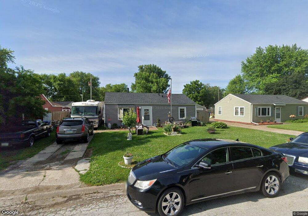 2911 W 71st St, Davenport, IA 52806 - photo 1