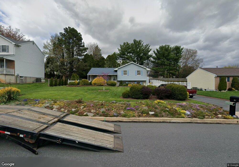 813 Whitner Rd, Reading, PA 19605 - photo 1