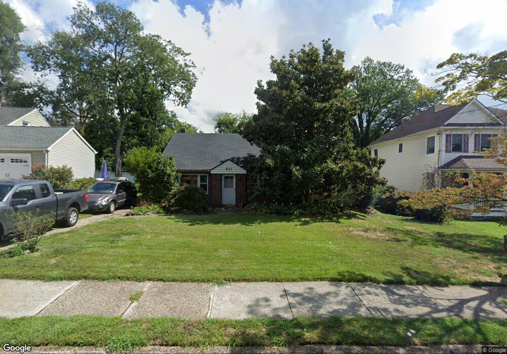 507 Whitman Dr, Haddonfield, NJ 08033 - photo 1