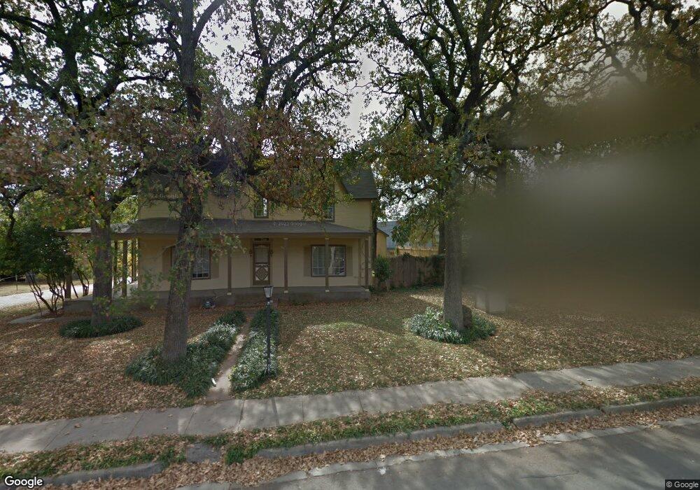 709 W Spring St, Weatherford, TX 76086 - photo 1