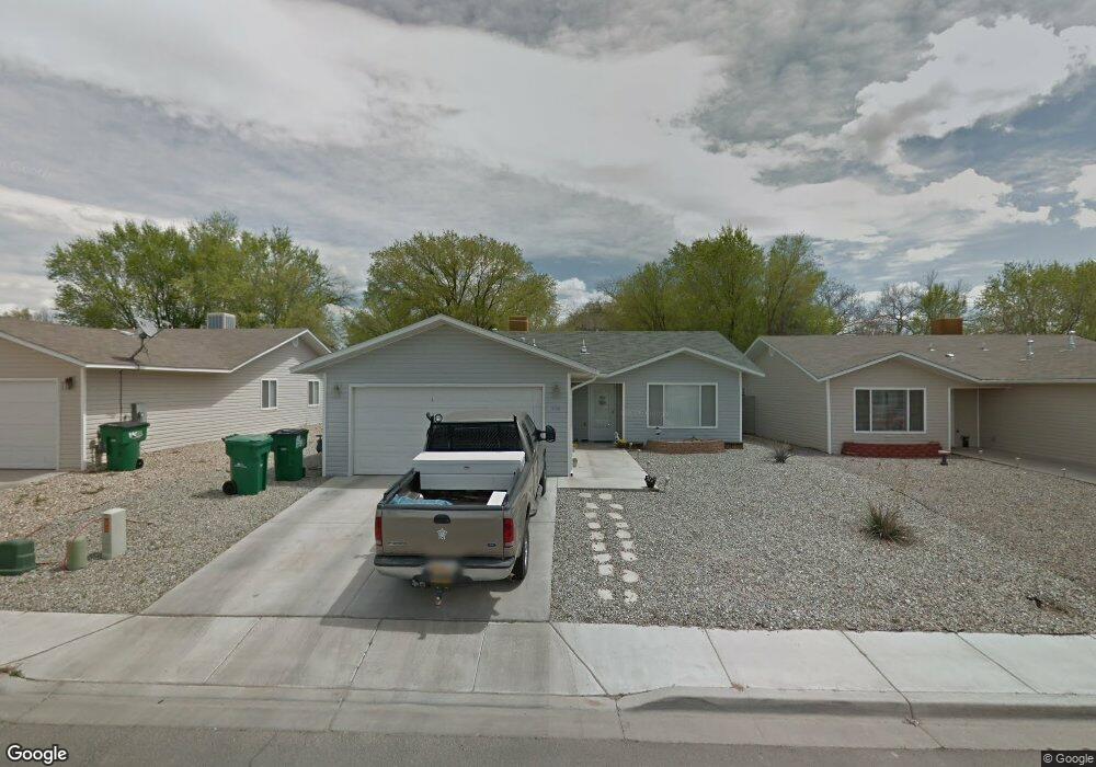316 Valle Vista Dr, Farmington, NM 87401 - photo 1
