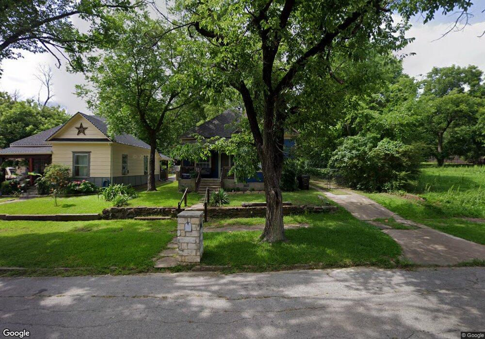 316 W Day St, Denison, TX 75020 - photo 1