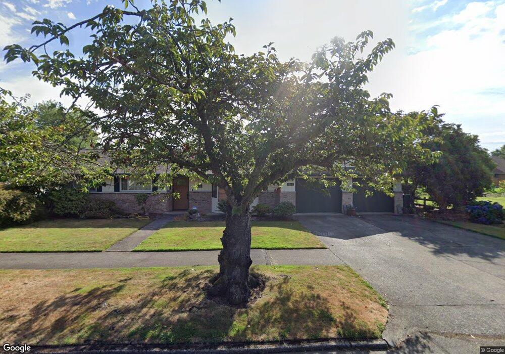 1369 Loraine St, Enumclaw, WA 98022 - photo 1