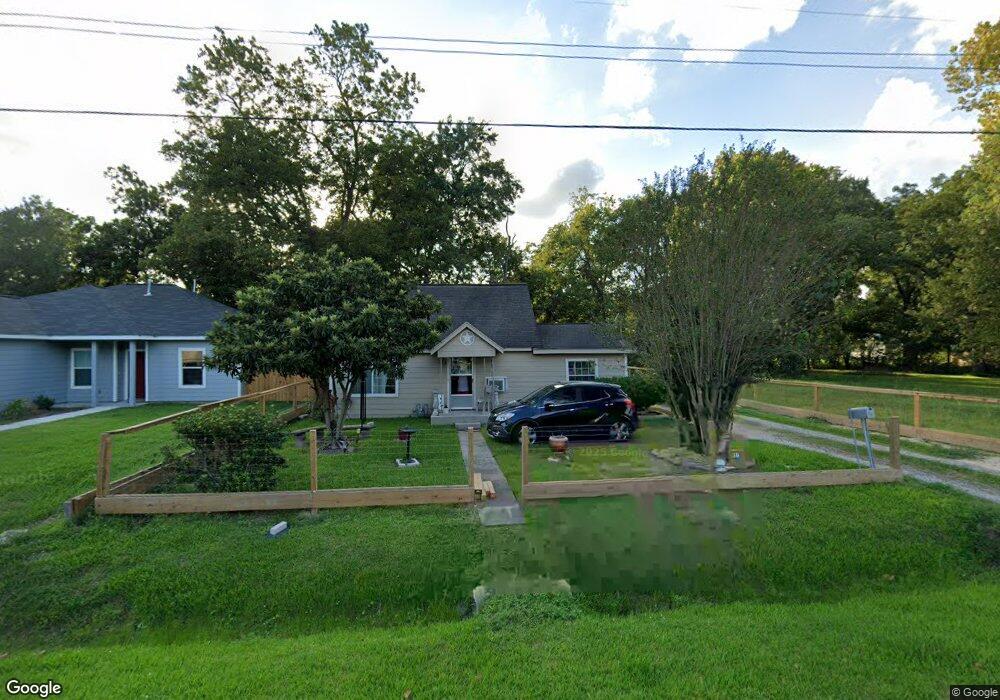 6819 Hoffman St, Houston, TX 77028 - photo 1