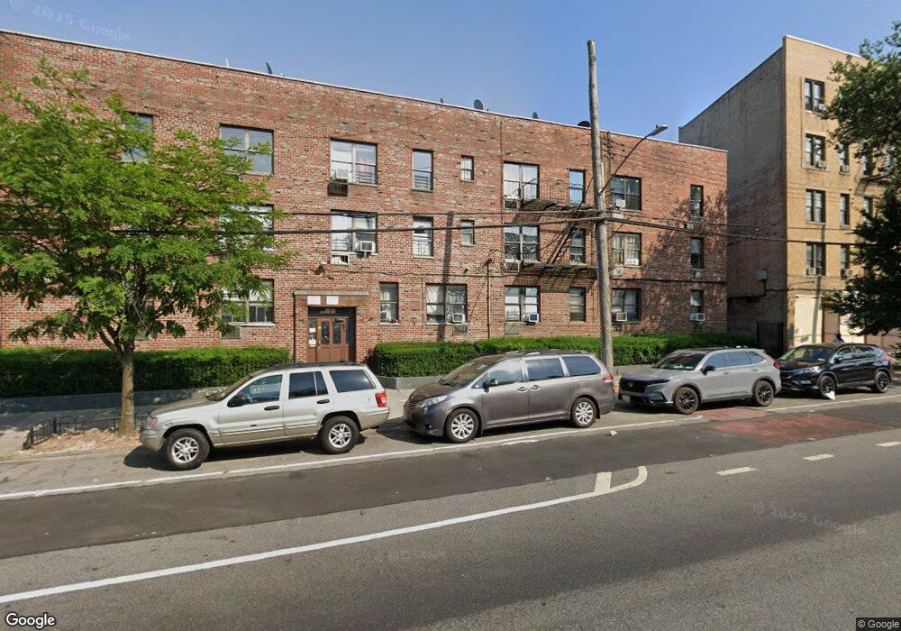 534 Morris Park Ave unit 1, Bronx, NY 10460 - photo 1