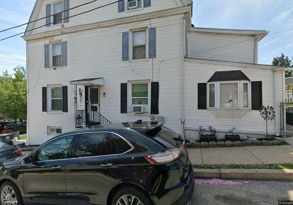 386 E Hector St, Conshohocken, PA 19428 - photo 1