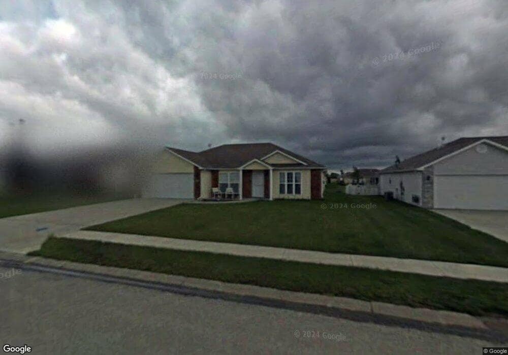 815 Clancy Ct, Raymore, MO 64083 - photo 1