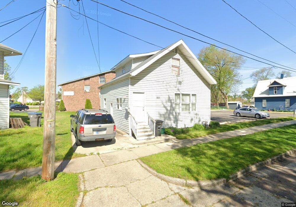 903 Willard St, Elkhart, IN 46516 - photo 1