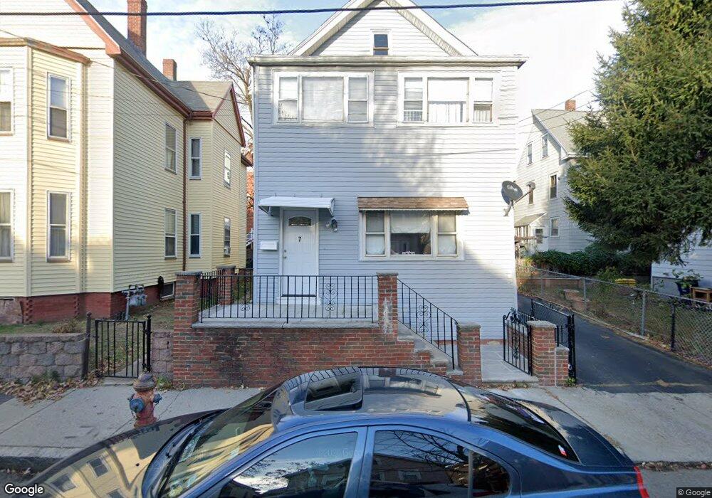 7 Cypress St, Somerville, MA 02143 - photo 1