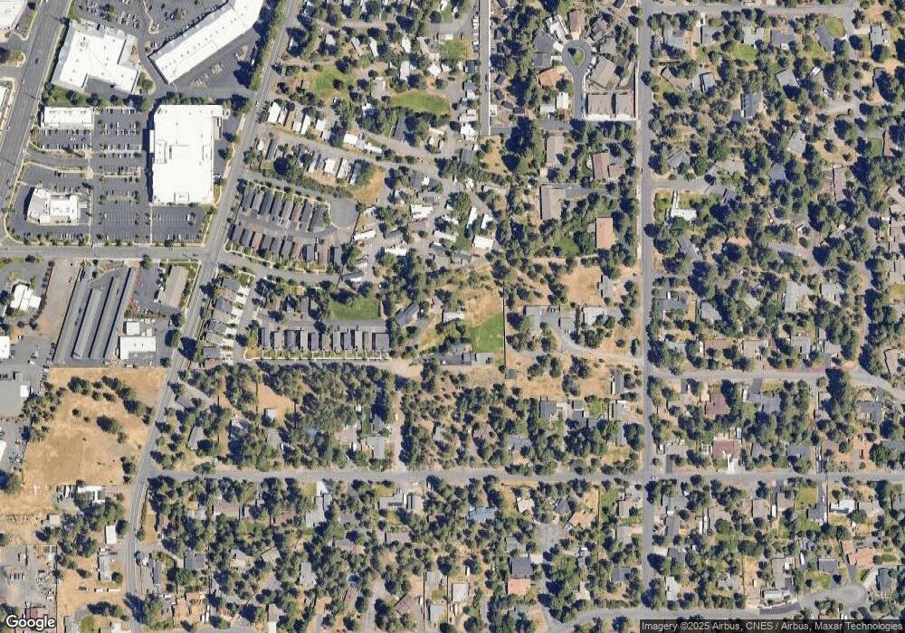 61234 Travis Rd, Bend, OR 97702 - photo 1