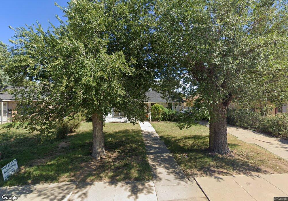 417 S Meredith Ave, Dumas, TX 79029 - photo 1