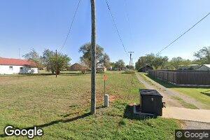 701 S Evans Ave, Leedey, OK 73654