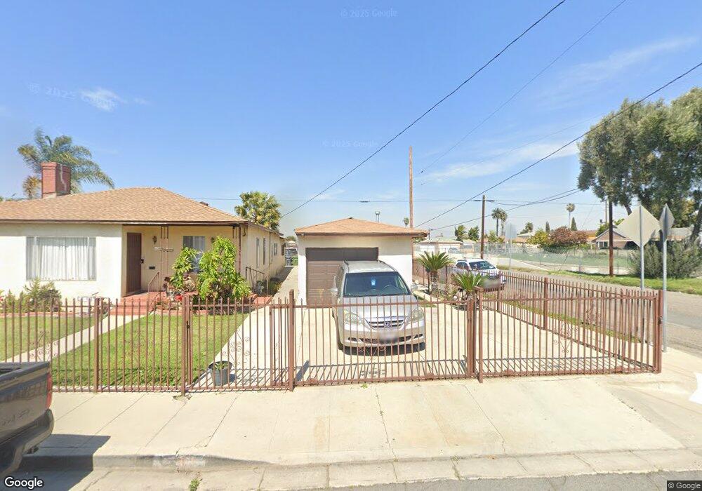 901 W Poplar St, Compton, CA 90220 - photo 1