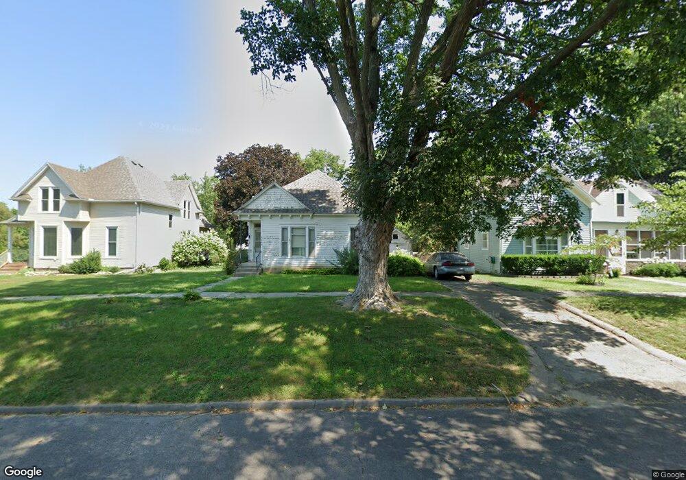 107 W Thomas Ave, Shenandoah, IA 51601 - photo 1